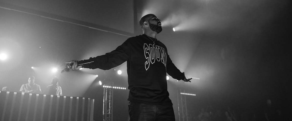 Drake Takes Aim at Kanye During his ‘Aubrey & The Three Migos’ Tour