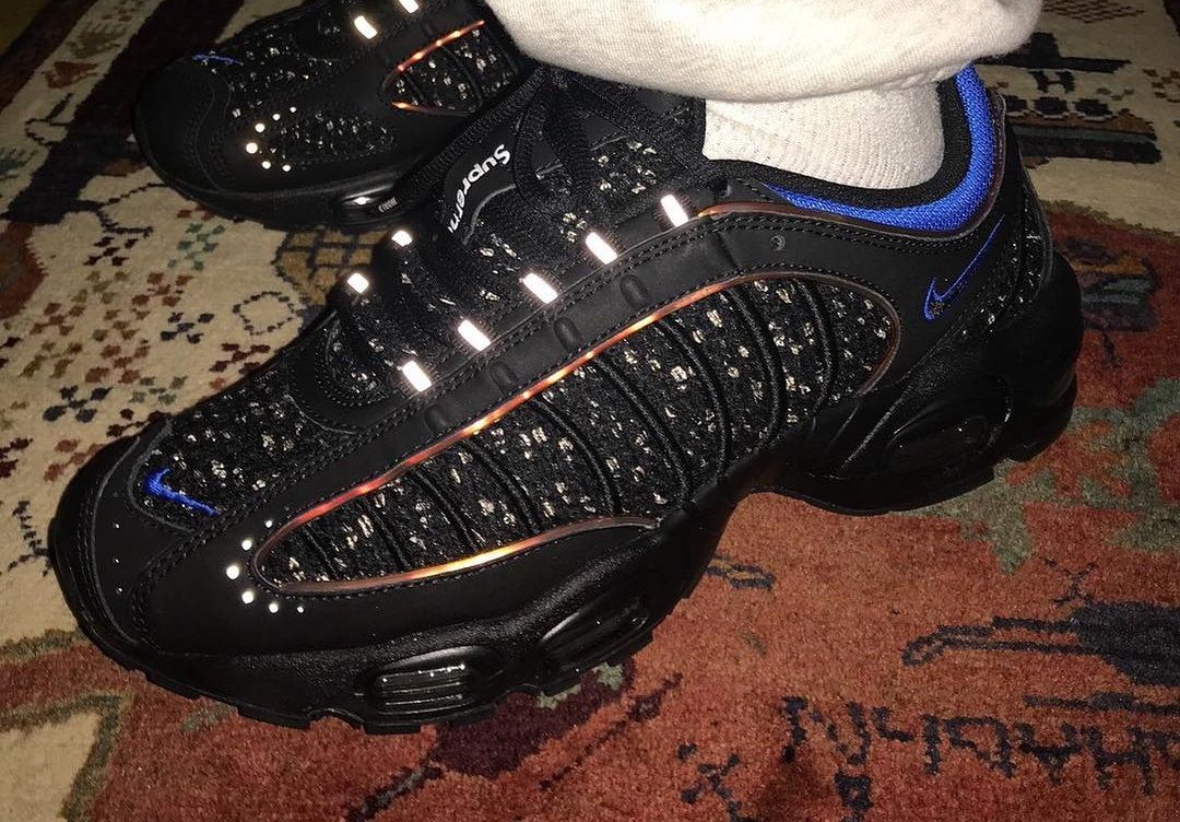 Nike x Supreme Sneakers (2)